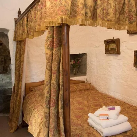 Smithstown Castle Daire *